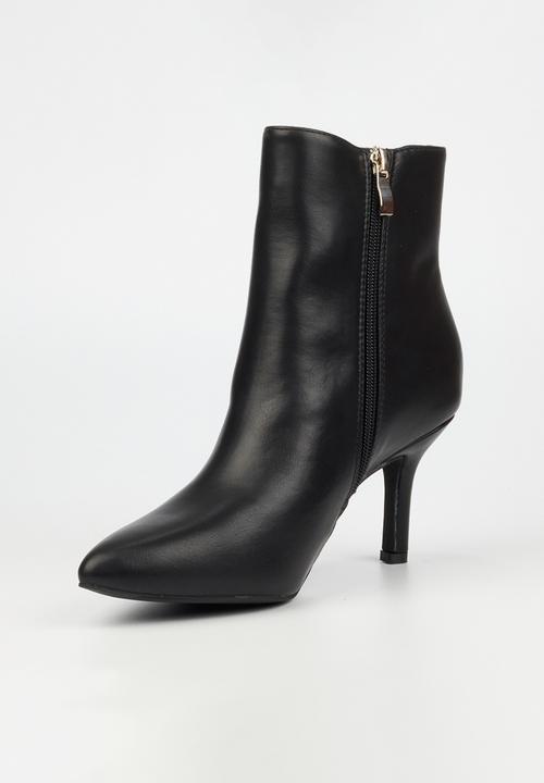 Butterfly Feet - Lively 2 boot - black