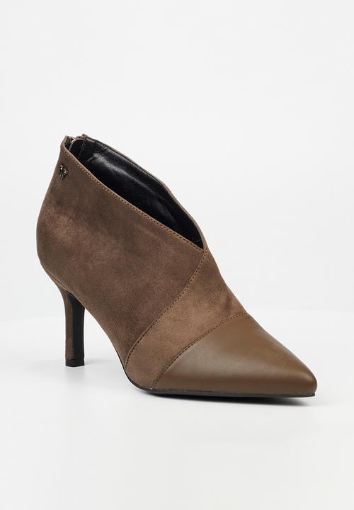Butterfly Feet - Lively 6 boot - brown