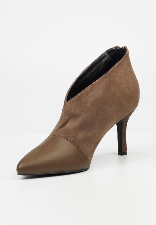 Butterfly Feet - Lively 6 boot - brown