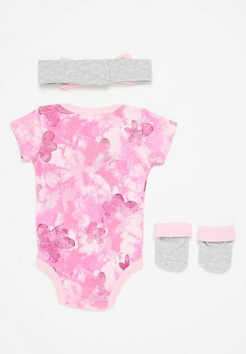 Nike - Nike sci-dye bodysuit 3-piece set - light pink
