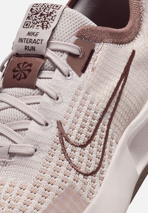 Nike - Nike interact run - platinum violet/smokey mauve