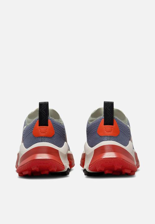 Nike - Nike zegama - light carbon/lt orewood brn/dragon red