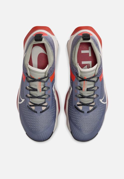 Nike - Nike zegama - light carbon/lt orewood brn/dragon red