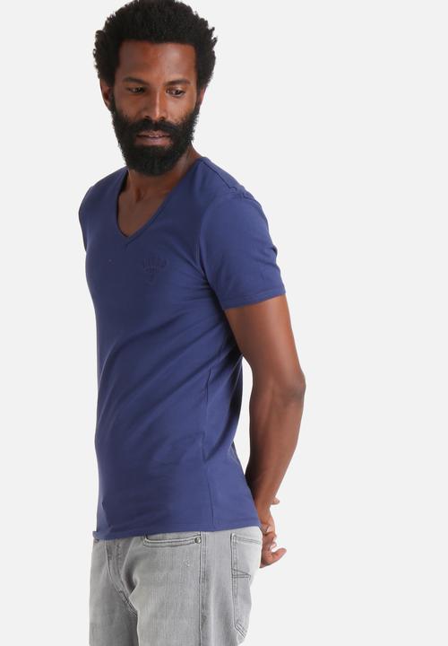 GUESS - Core Collection Tee