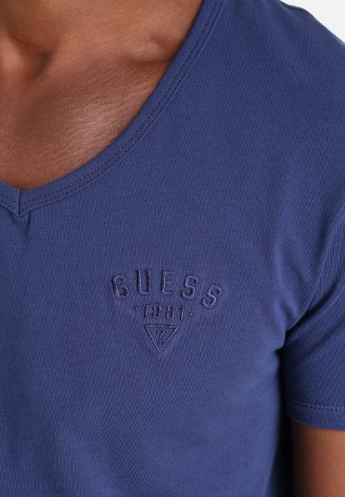 GUESS - Core Collection Tee