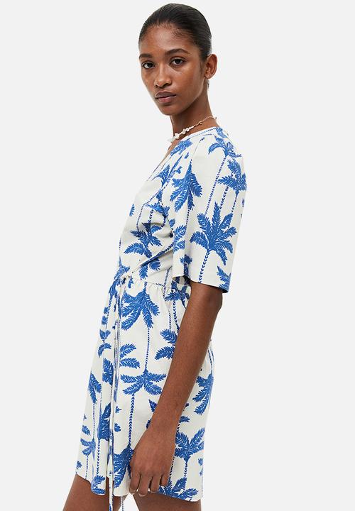 H&M - Cotton jersey wrap dress - cream & palm trees