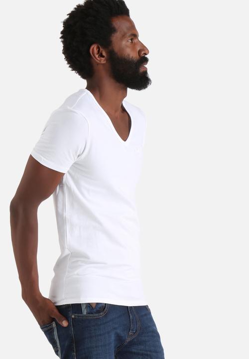 GUESS - Core Collection Tee