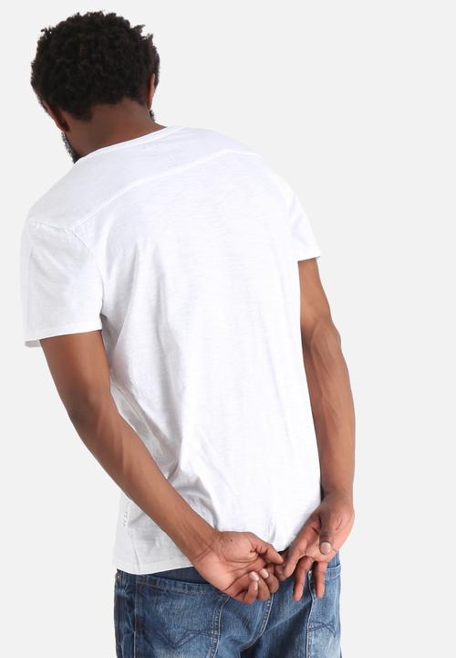 GUESS - Injected Slub Split Tee
