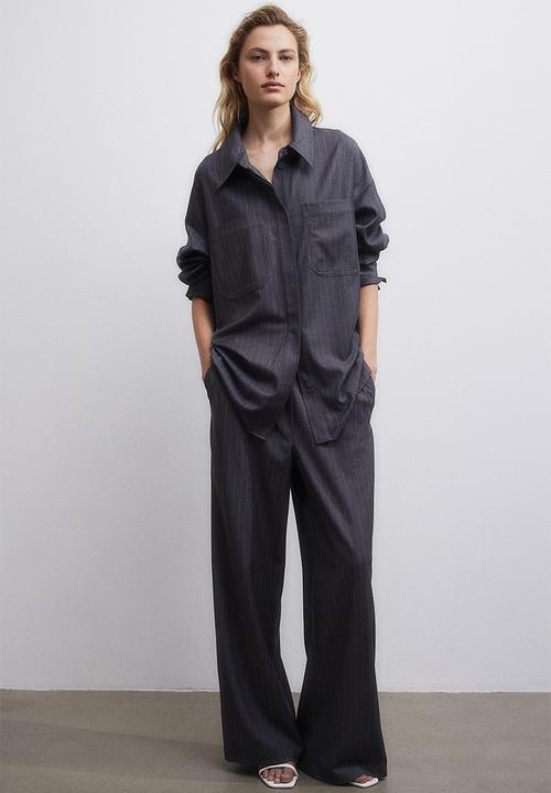 H&M - Oversized twill shirt - grey