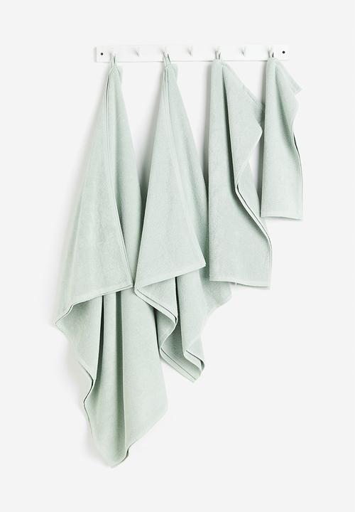 H&M - Terry bath towel - green