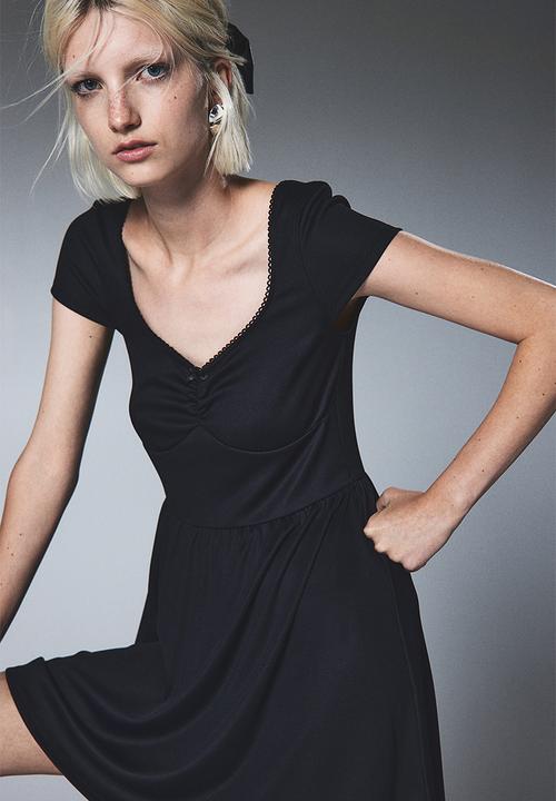 H&M - Flared-skirt ribbed dress - black