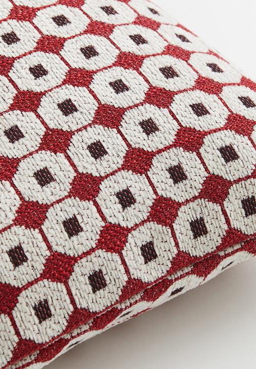 H&M - Patterned cushion cover - red patterned