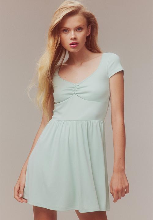 H&M - Flared-skirt ribbed dress - green