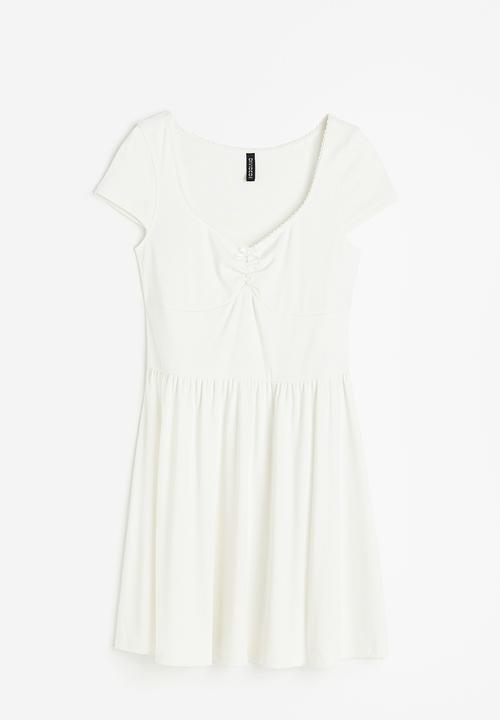 H&M - Flared-skirt ribbed dress - white