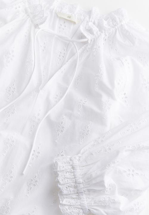 H&M - Broderie anglaise blouse - white