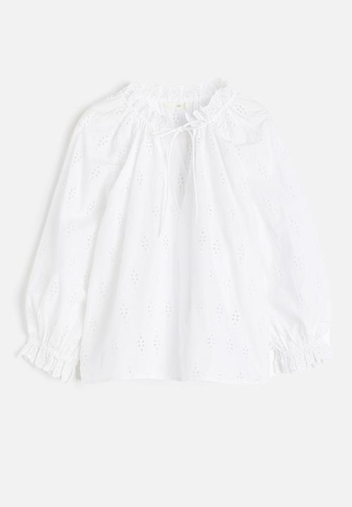 H&M - Broderie anglaise blouse - white