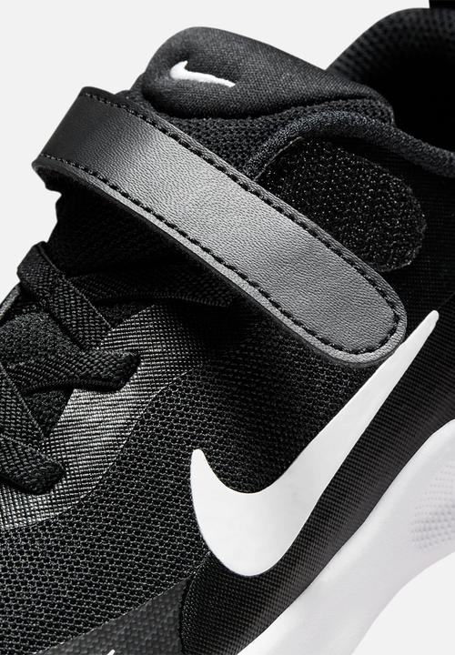 junior nike revolution