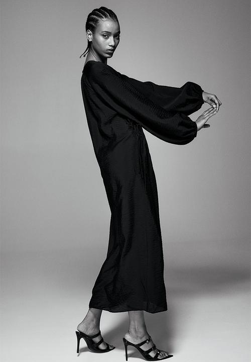 H&M - Oversized tie-detail dress - black