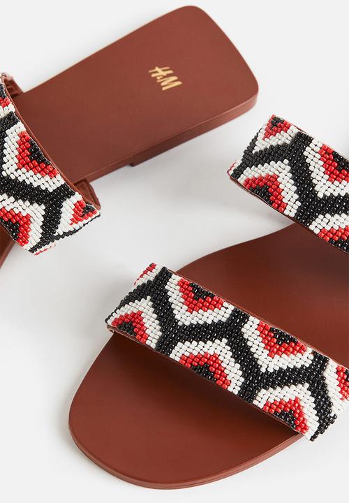 H&M - Beaded slides - Red Patterned