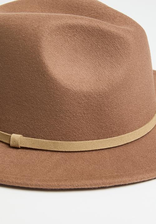 Superbalist - Finley fedora hat - brown