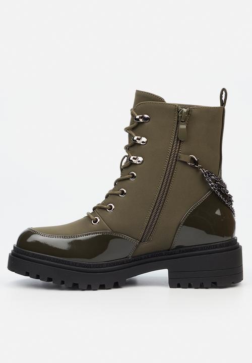 Miss Black - Cure 1 military boot - olive