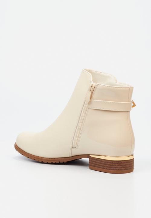Miss Black - Hadar 10 ankle boot - bone