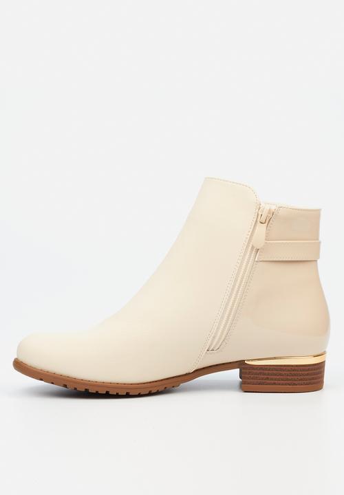 Miss Black - Hadar 10 ankle boot - bone