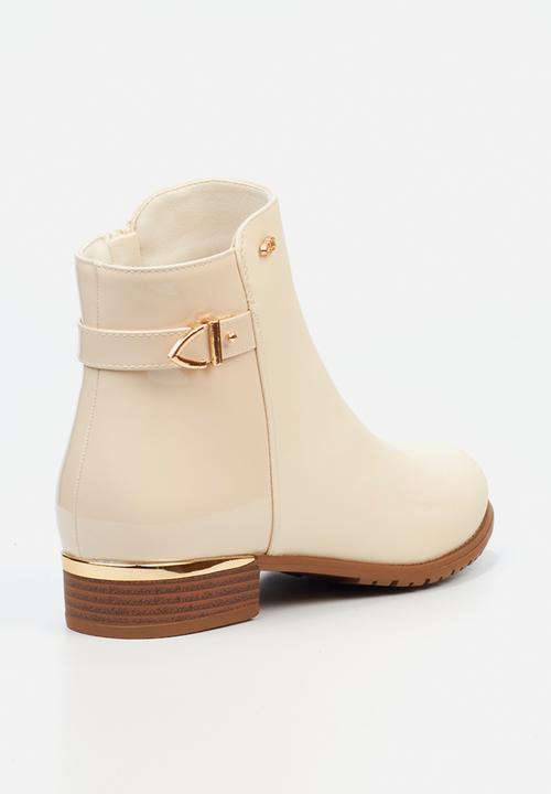 Miss Black - Hadar 10 ankle boot - bone