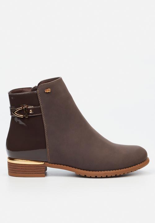 Miss Black - Hadar 10 ankle boot - chocolate
