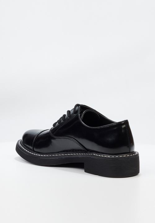 Miss Black - Princeton 1 brogue - black