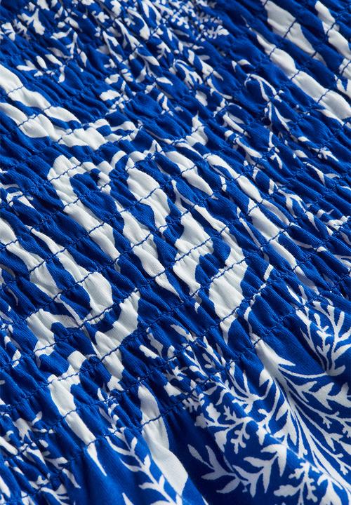 H&M - Smocked top - bright blue patterned 