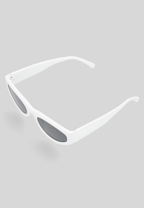 Superbalist - Hannah cateye sunglasses-white