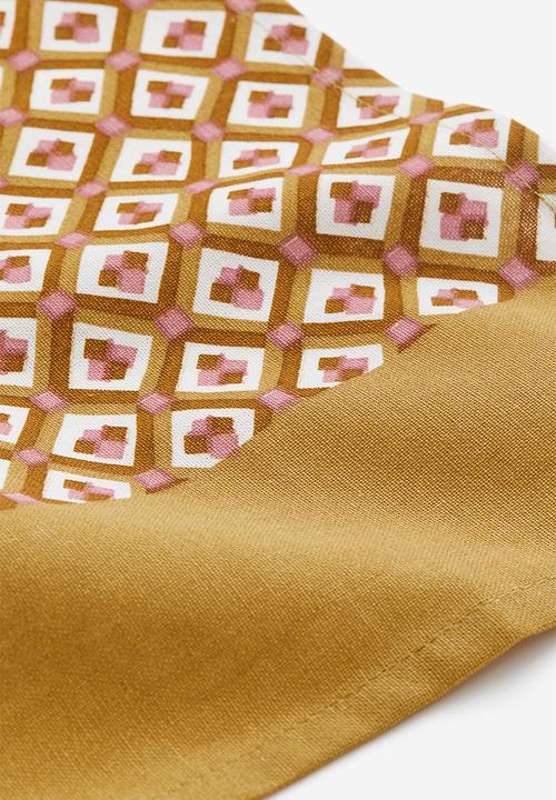 H&M - Patterned table runner - yellow