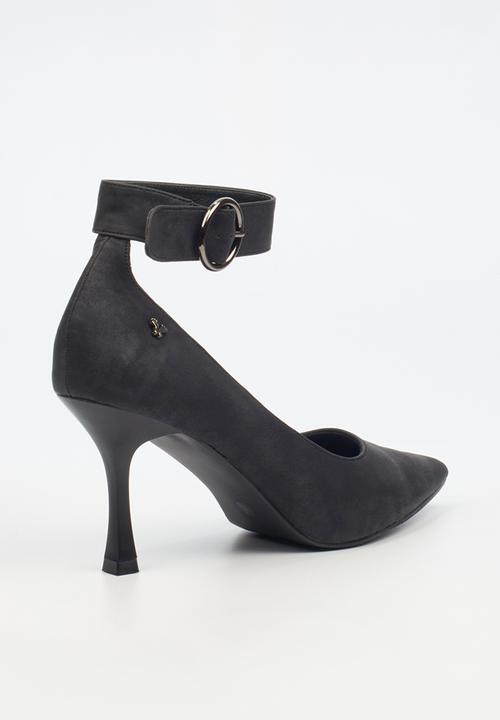 Butterfly Feet - Mindy 1 ankle strap court - black
