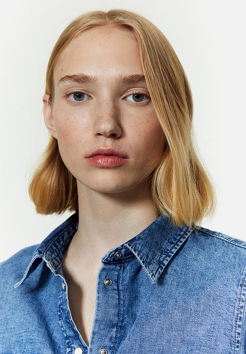 H&M - Slim-fit denim shirt - denim blue
