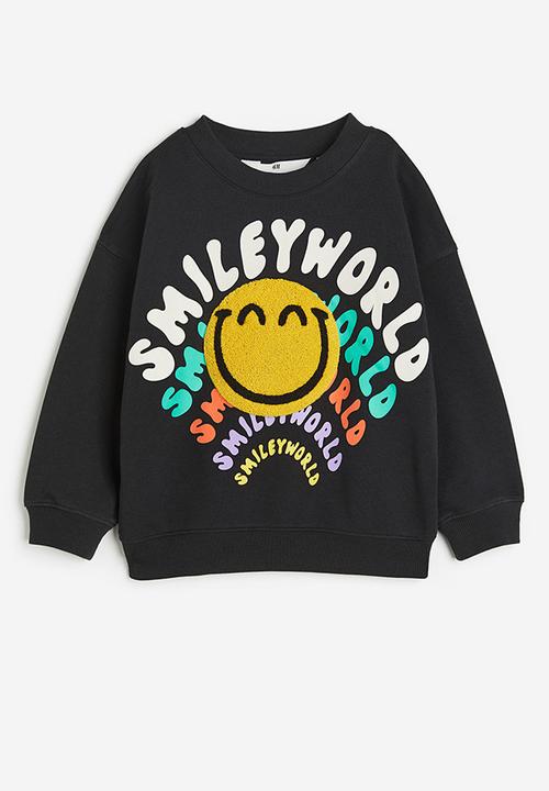 H&M - Oversized motif-detail sweatshirt - black smileyworld®