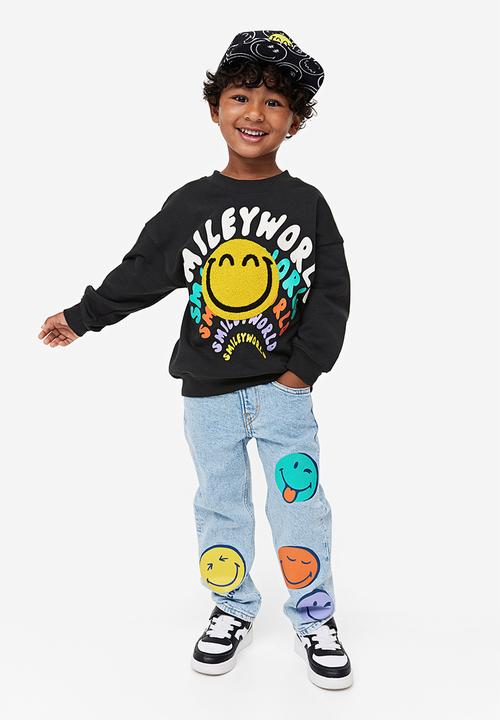 H&M - Oversized motif-detail sweatshirt - black smileyworld®