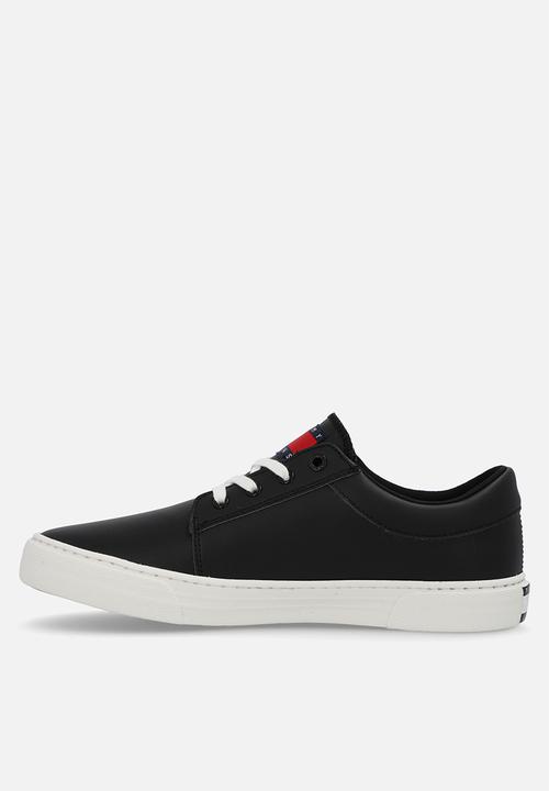 Tommy Hilfiger - TJW Lace Up Aspen Derby Bioveg - Black