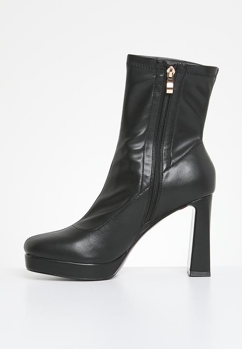 Plum - Staida block heel ankle boot - black
