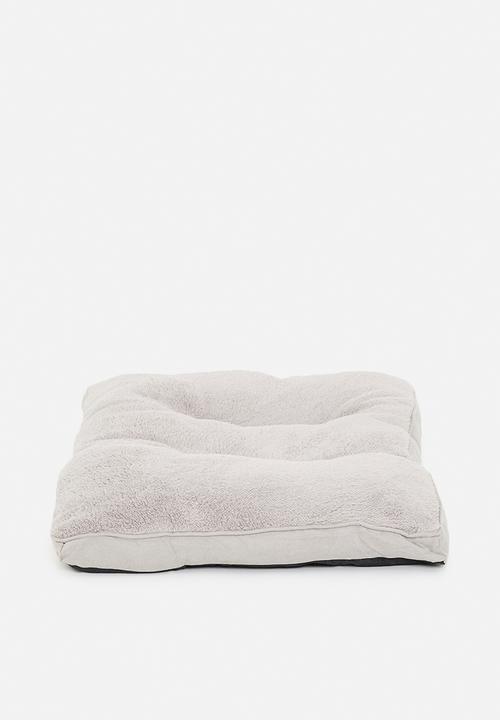 Pet Collection - Plush pet bed - grey