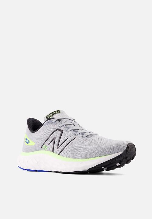 New Balance  - Fresh Foam X EVOZ v3 - Aluminium Grey