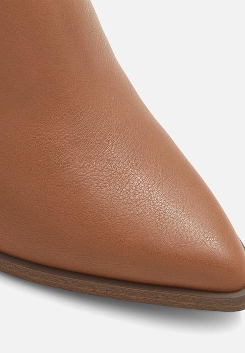 Call It Spring - Liza ankle boot - congnac