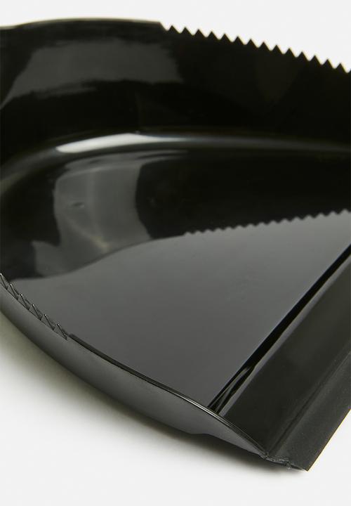 Storage Solutions - Sqeaky clean dust pan & broom - black
