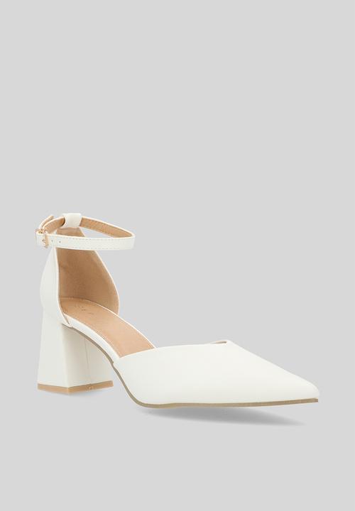 edit - Claire ankle strap heel - white