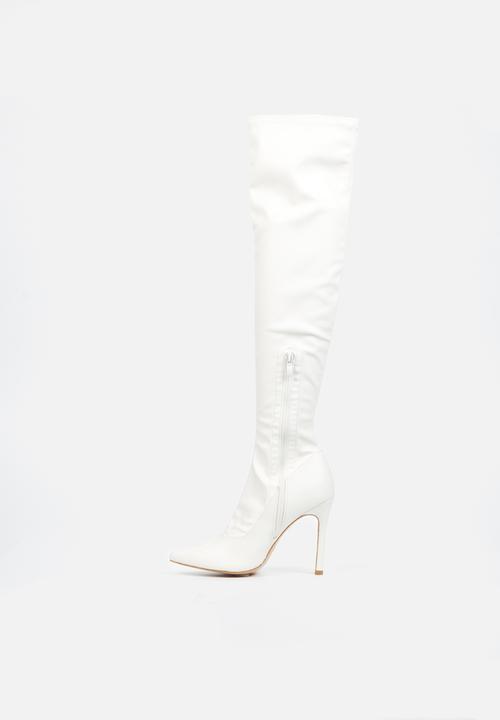 Miss Black - Boss 7 stiletto boot - white