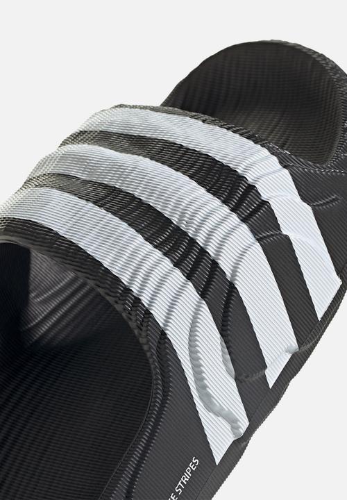 adidas Originals - ADILETTE 22 - core black/ftwr white