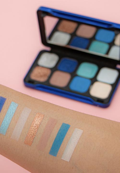 Revolution - Forever Flawless Dynamic Tranquil Eyeshadow Palette