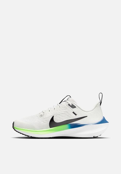 Nike - Nike Air Zoom Pegasus 40 - Platinum Tint/Black-White-Green Strike