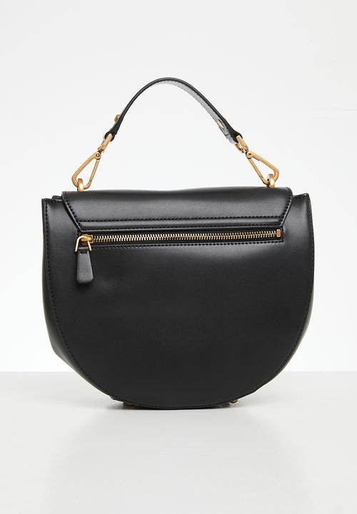 GUESS - Fleet flap saddle bag - black