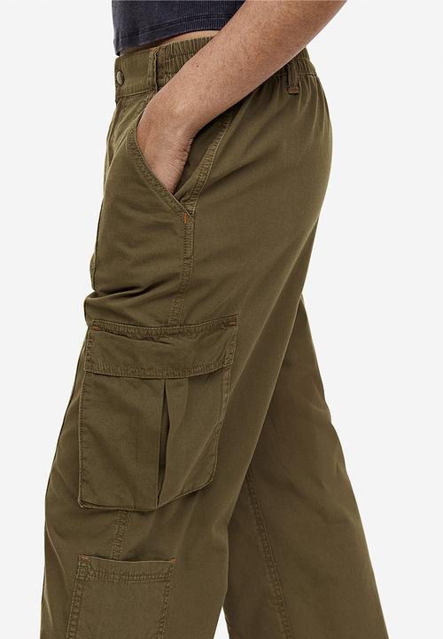 H&M - Canvas cargo trousers - green